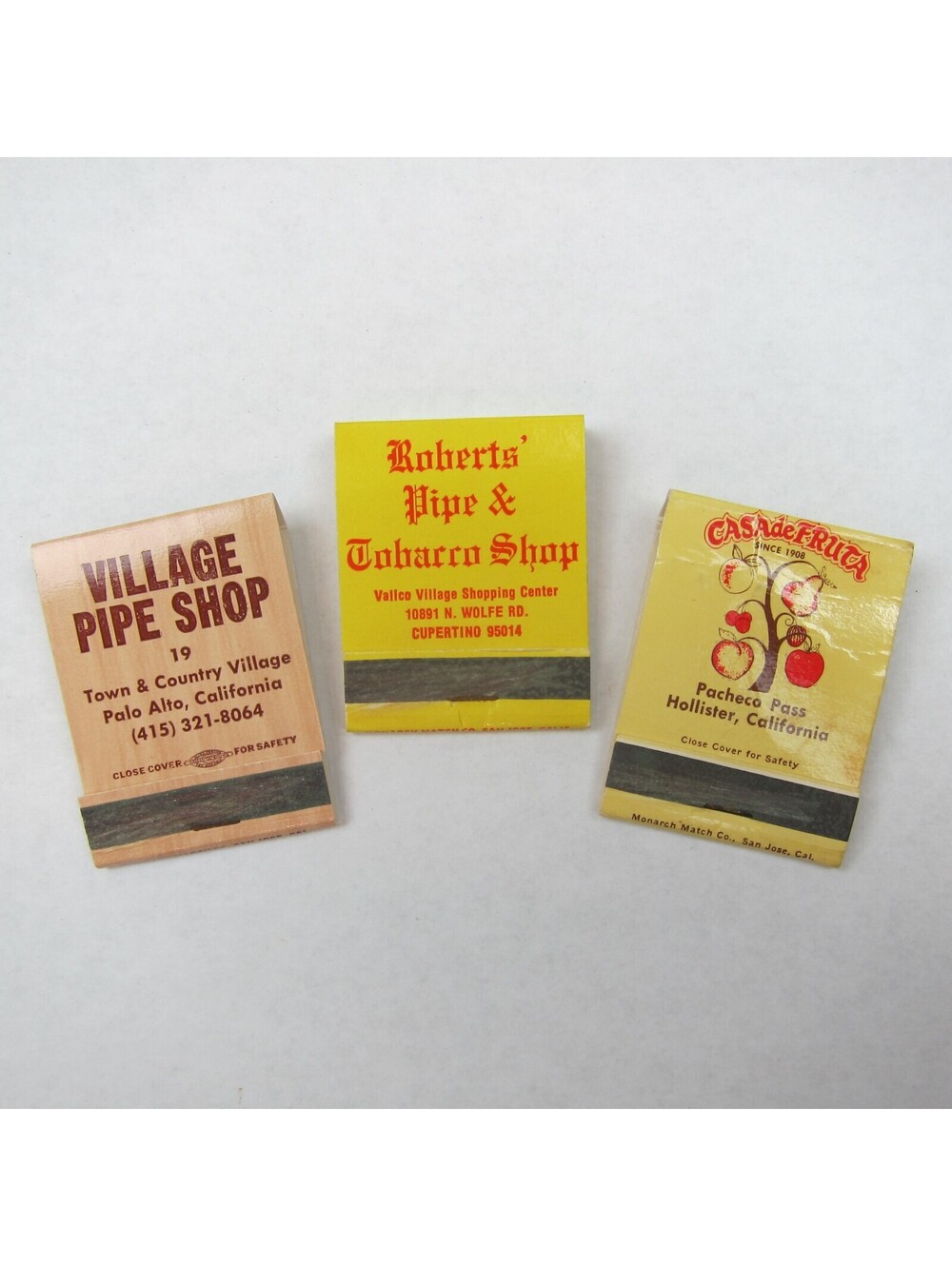 3 Matchbook Covers Village Pipe Shop, Roberts Pipe Tobacco Shop Casa de Fruta CA